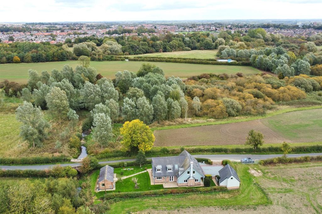 Property photo 2 of 14 Shepherds Cottage Ex (8).Jpg