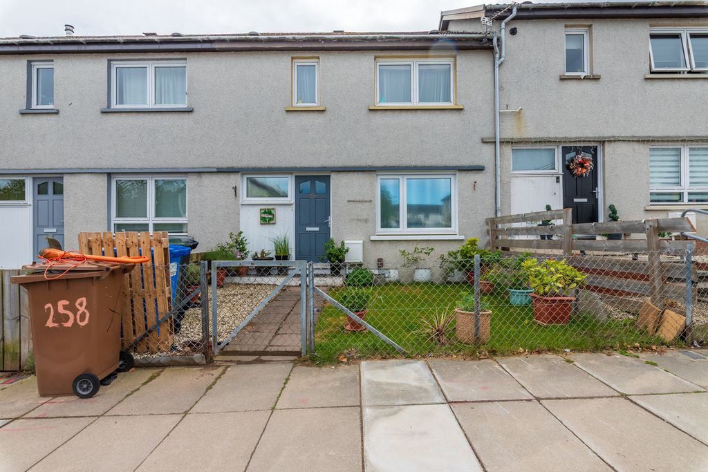 Property photo 1 of 30