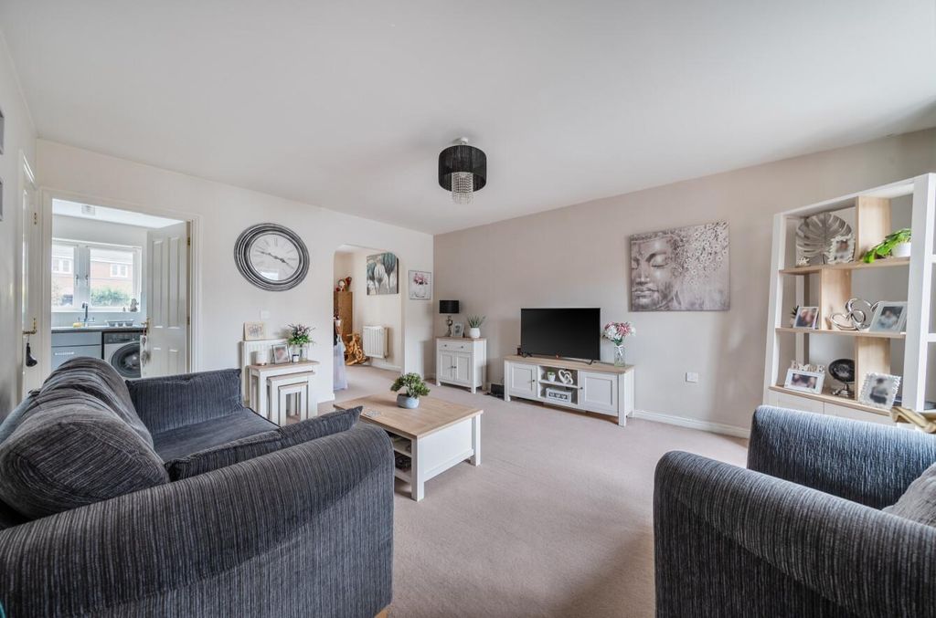 Property photo 2 of 17 1406739-11-697B8c37Cb9B3.Jpg