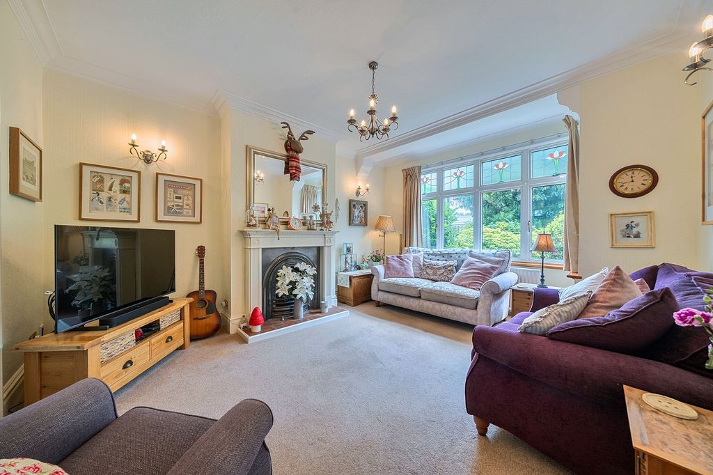 Property photo 1 of 24