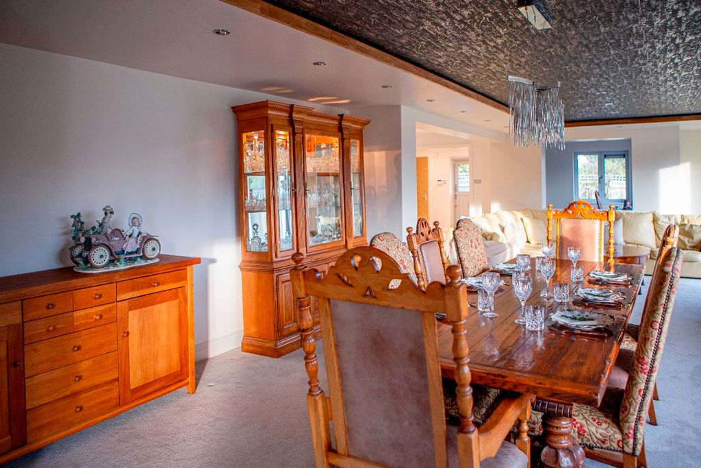 Property photo 2 of 49