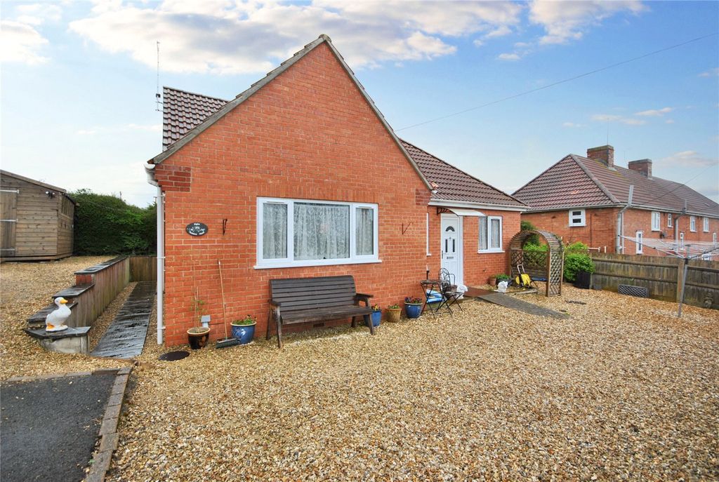 Property photo 1 of 10 Picture No. 11