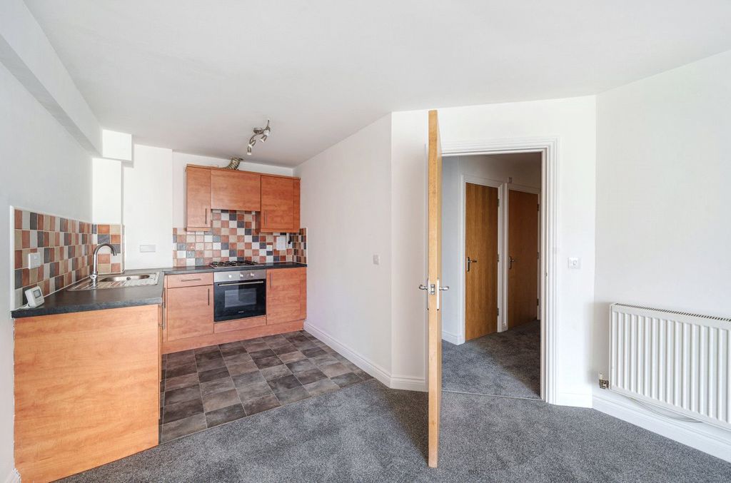 Property photo 2 of 10 Picture No. 04