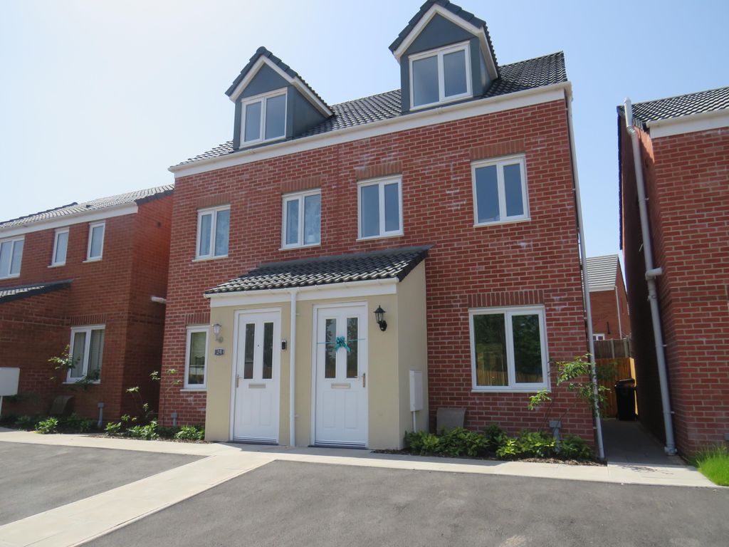 Property photo 1 of 13 Front