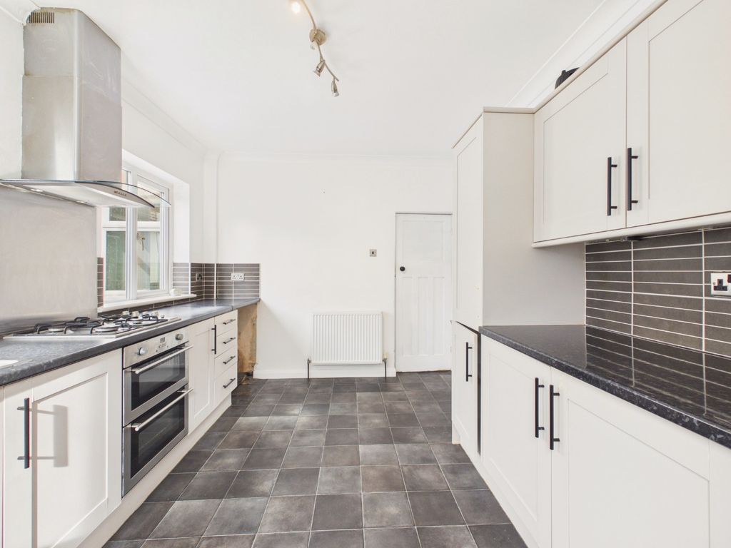 Property photo 2 of 21 5279643