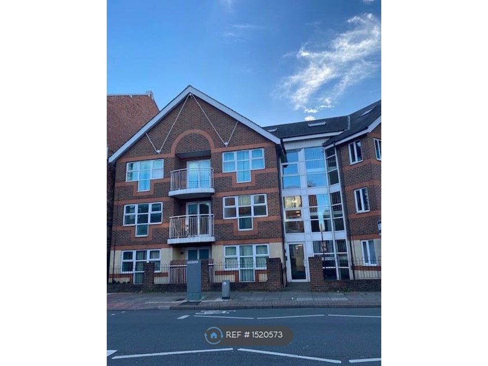 Property photo 1 of 18 Exterior
