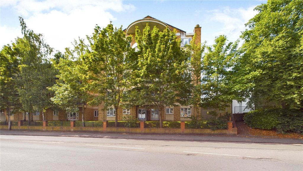 Property photo 1 of 11 Front