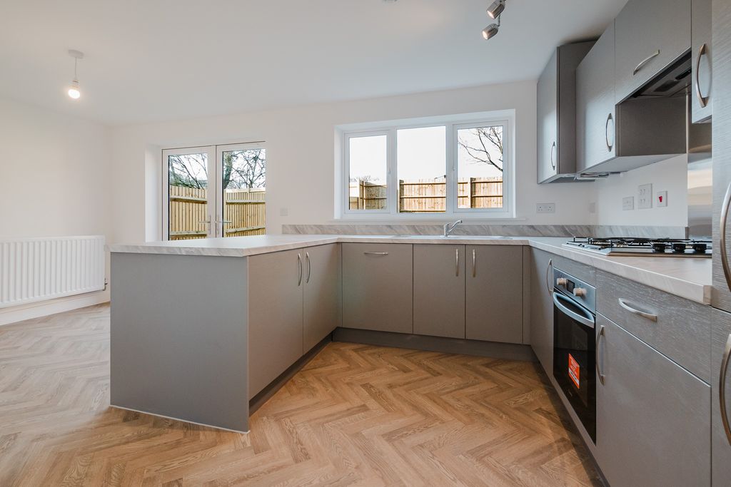 Property photo 3 of 12 Photo