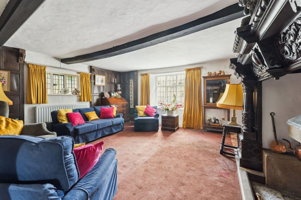 Property photo 2 of 24