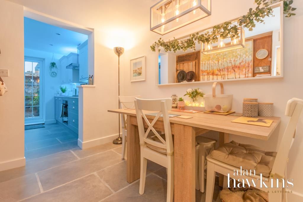 Property photo 3 of 10 Kitchen/Diner