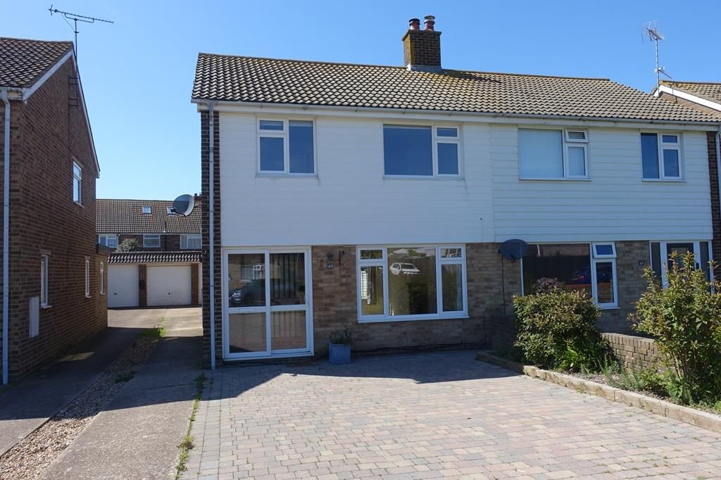 Property photo 1 of 20 3 Bedroom Semi-Detached