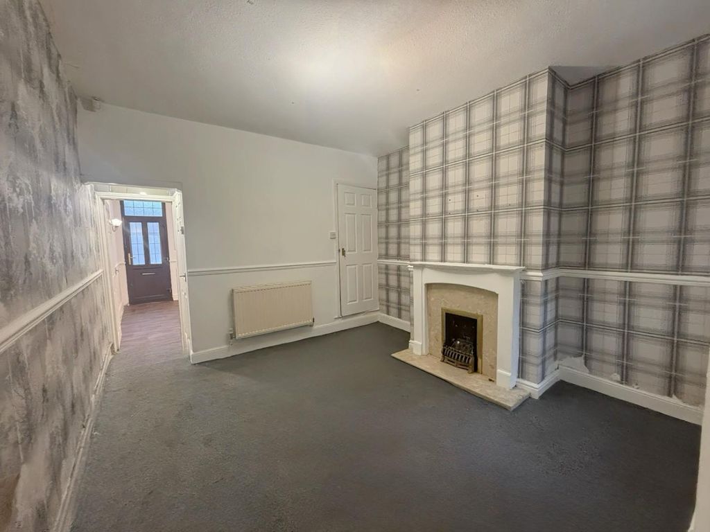 Property photo 3 of 15 C1B323A6-5E79-4408-A3C2-35A40Dd40574.Jpeg