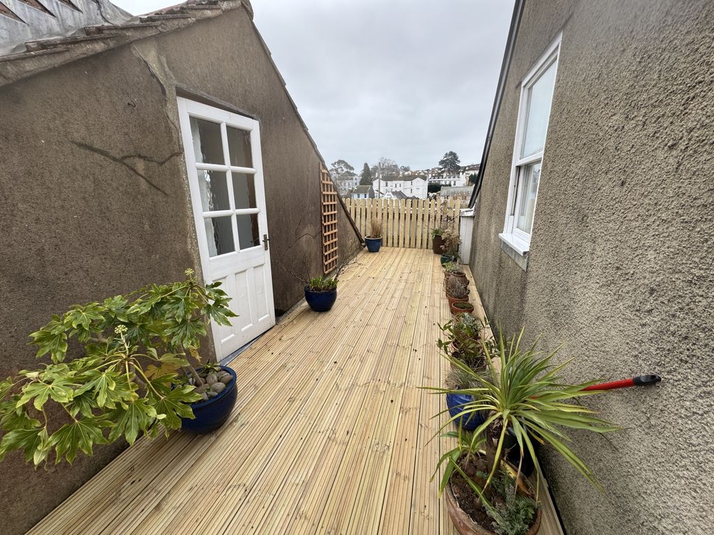 Property photo 3 of 10 Img_9955