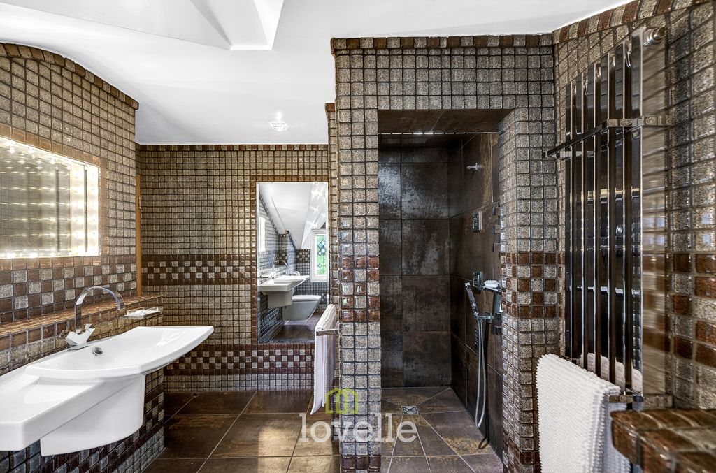 Additional image 34 of 4 bed detached house for saleMain Road, Hatcliffe DN37
