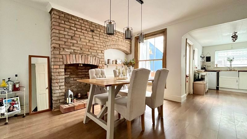 Property photo 3 of 17 Dining Room
