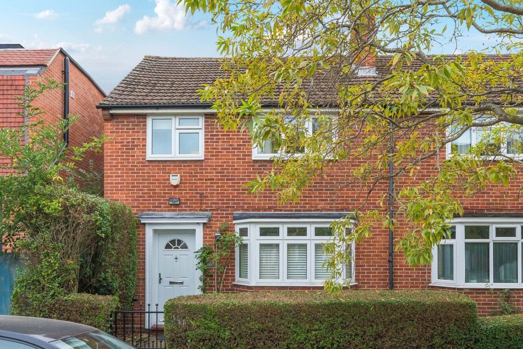 Property photo 1 of 16 Picture No. 01