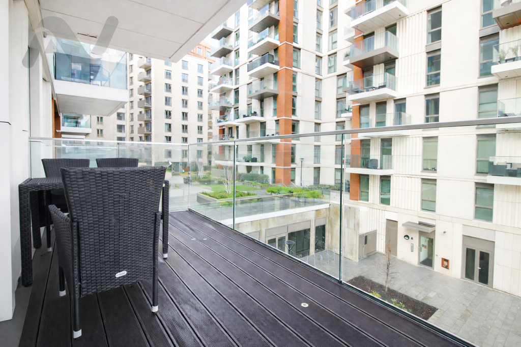 Property photo 3 of 17