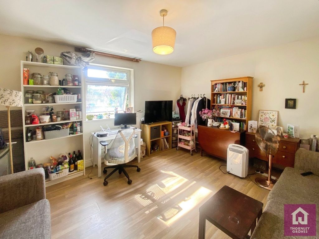 Property photo 3 of 14 Picture No. 14
