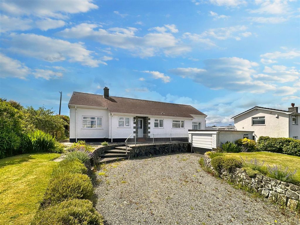 Property photo 1 of 26