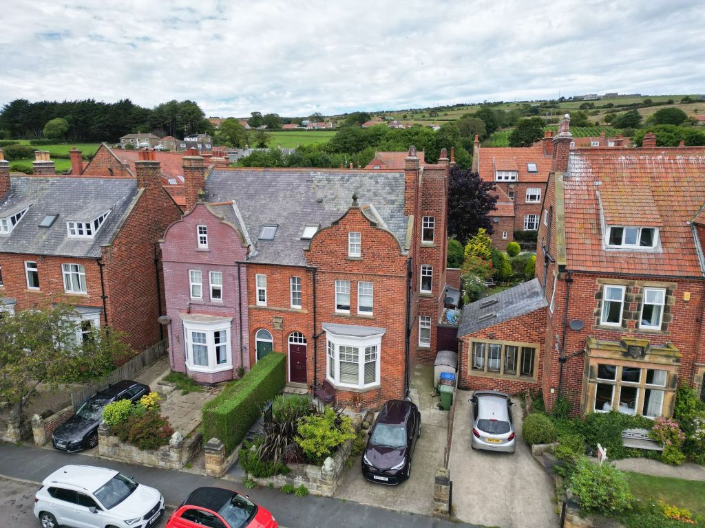 Property photo 1 of 35