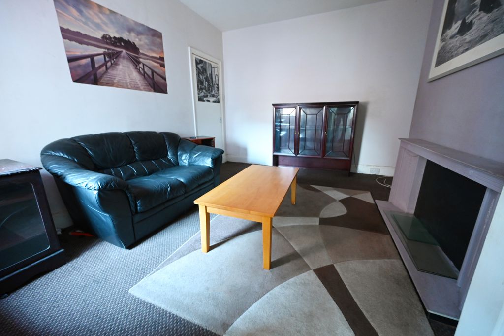 Property photo 2 of 4 Gallery