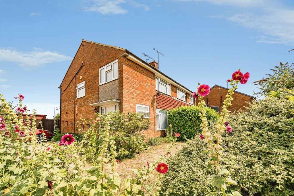 Property photo 1 of 18