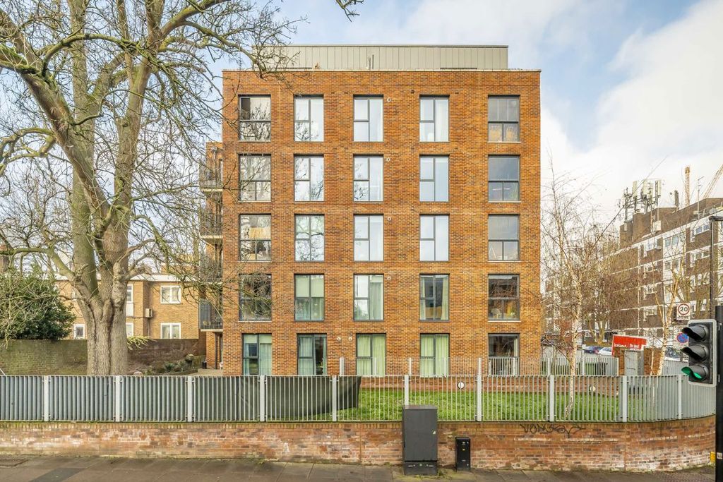 Property photo 1 of 7