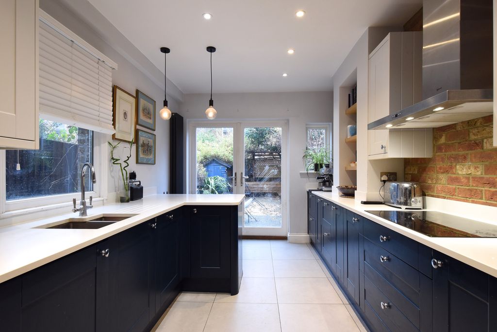 Property photo 3 of 13