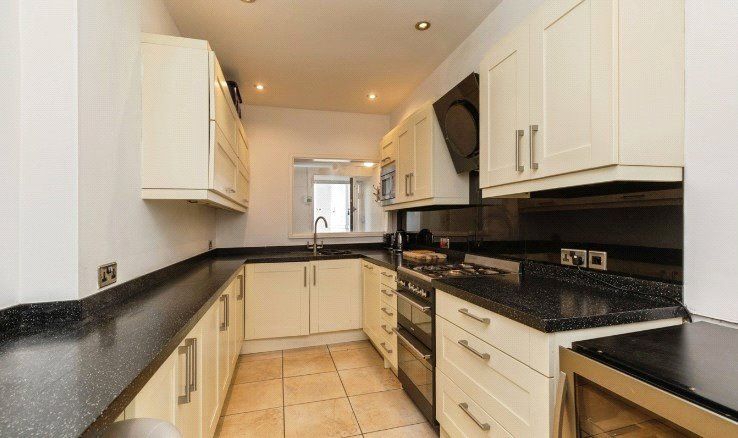 Property photo 2 of 9 Picture No. 31