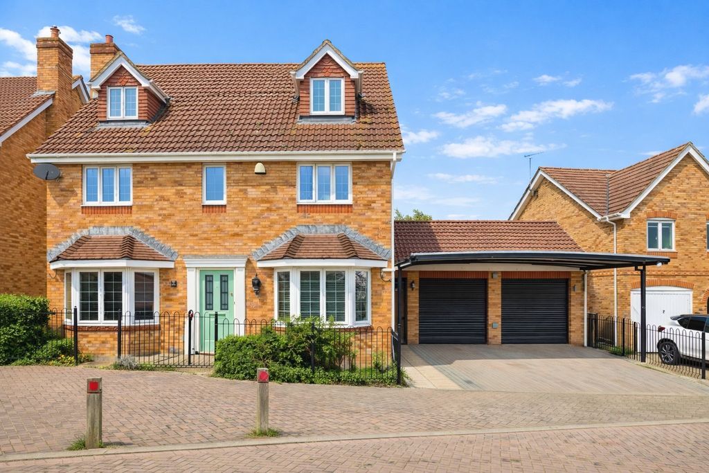 Property photo 1 of 21