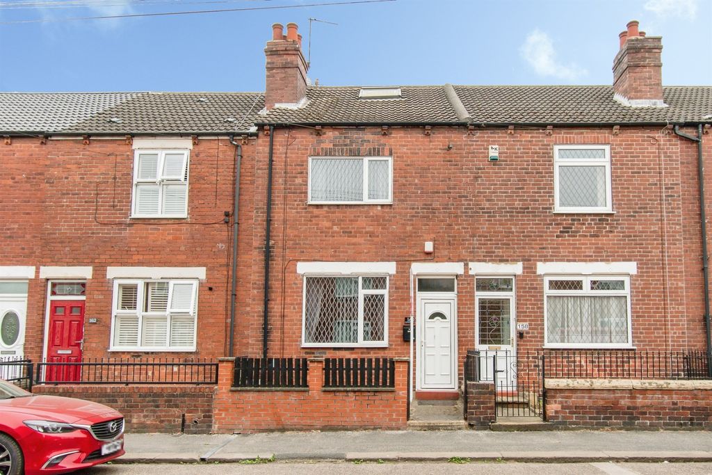 Property photo 1 of 17