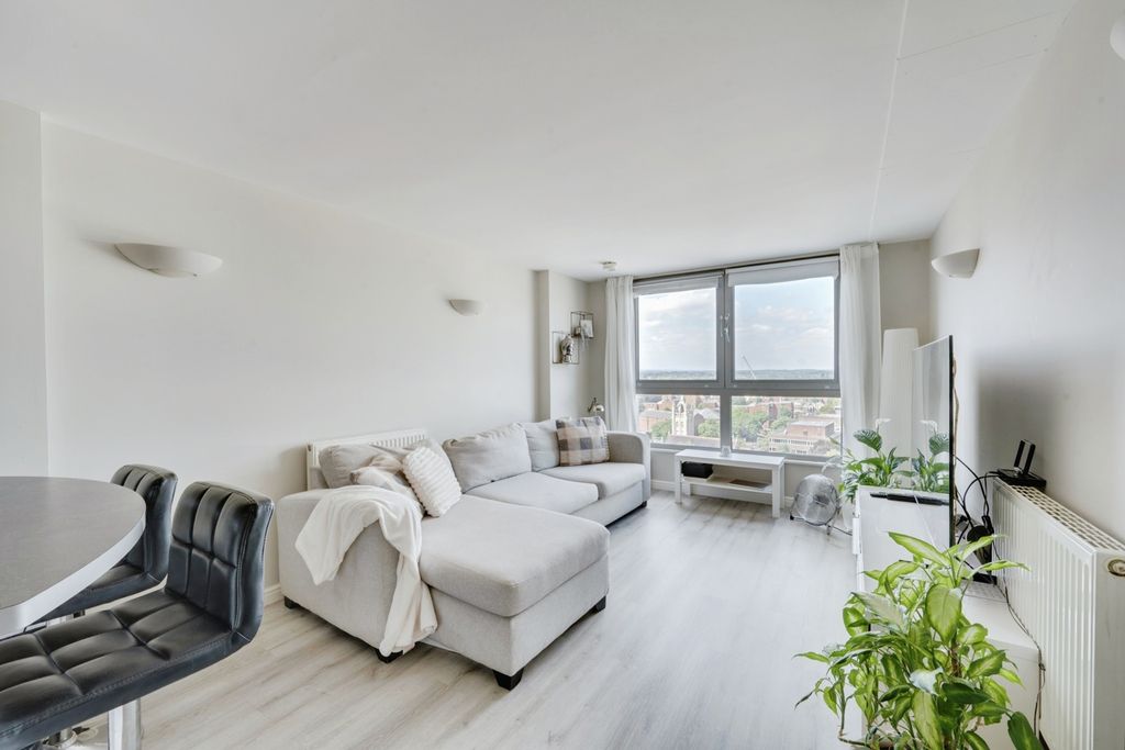 Property photo 1 of 13 Pbox-Img.Jpg