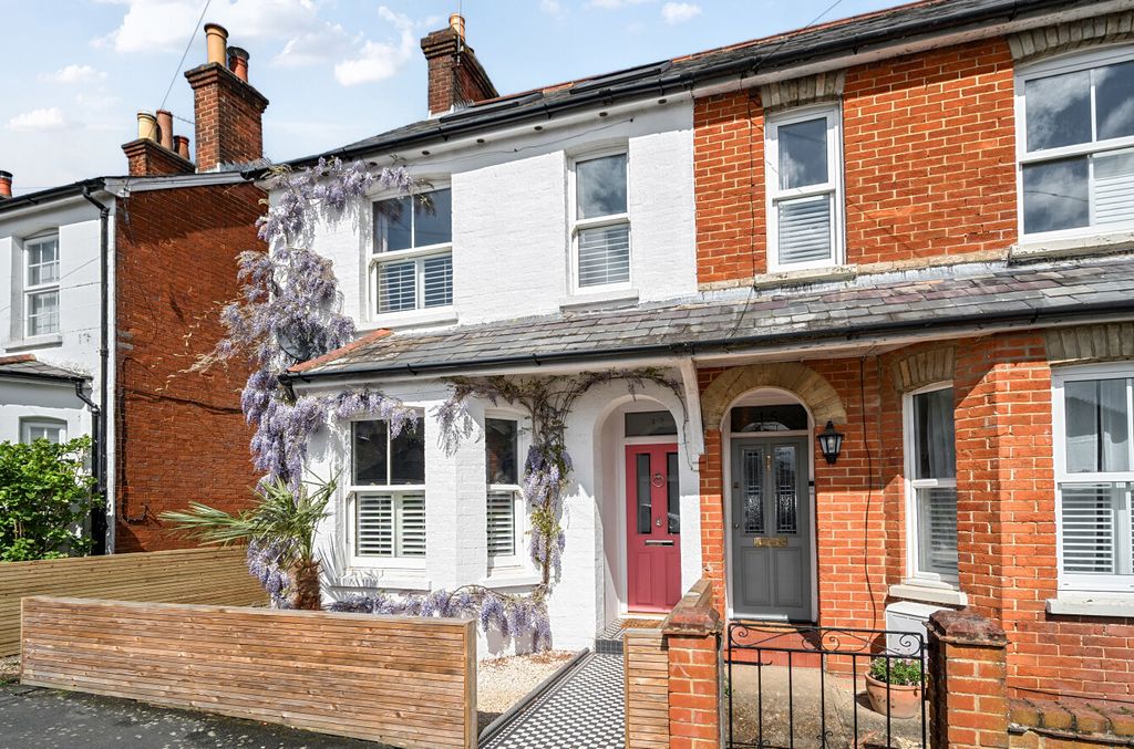 Property photo 1 of 17 1441105-20-69Df84...