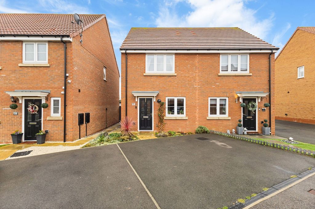 Property photo 1 of 22