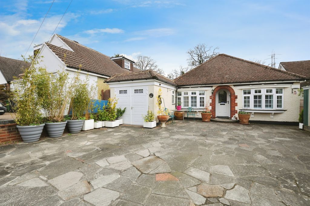 Property photo 1 of 10