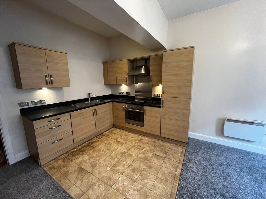 Property photo 2 of 8 Picture No. 06