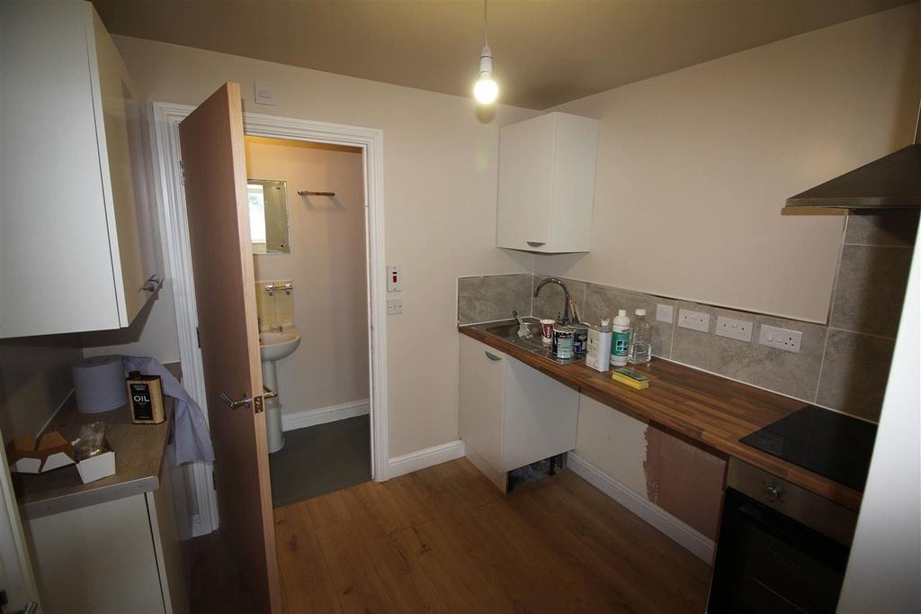 Property photo 2 of 3