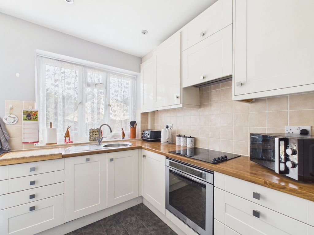 Property photo 2 of 12 Picture No. 06