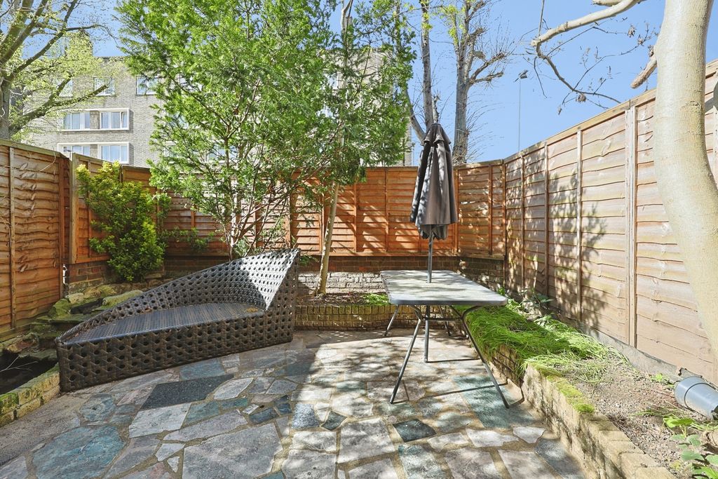 Property photo 1 of 16 Pbox-Img.Jpg