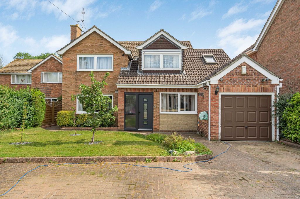 Property photo 1 of 33