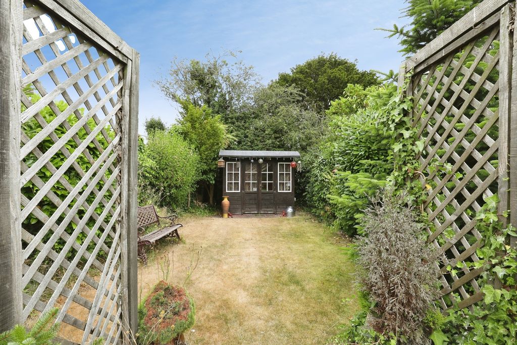 Property photo 3 of 17 Pbox-Img.Jpg