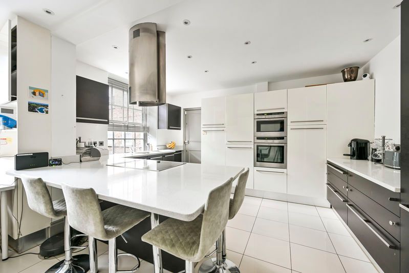 Property photo 1 of 12 Photo 1