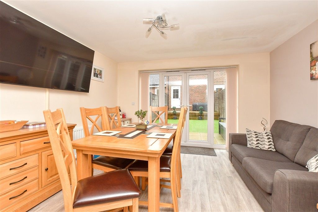 Property photo 3 of 12 Kitchen/Diner