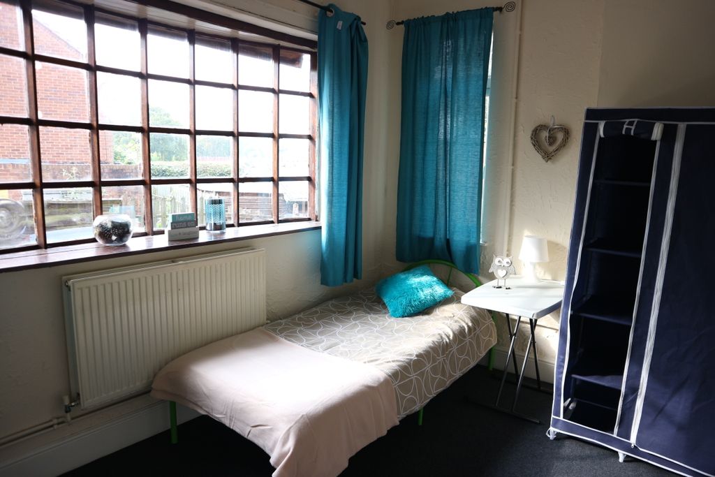 Property photo 1 of 4