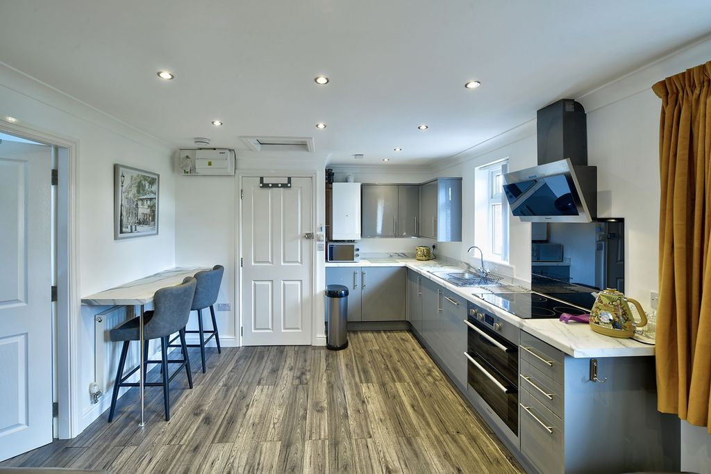 Property photo 1 of 10 Living Room Kitchen