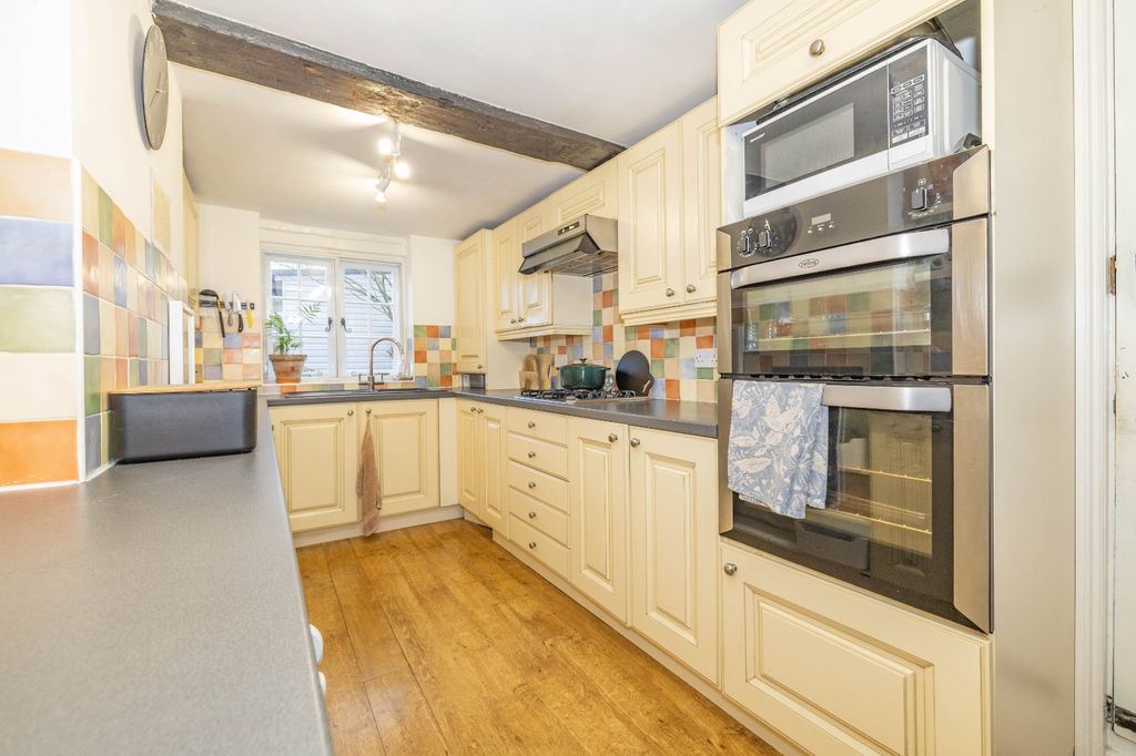 Property photo 3 of 19 Picture 3