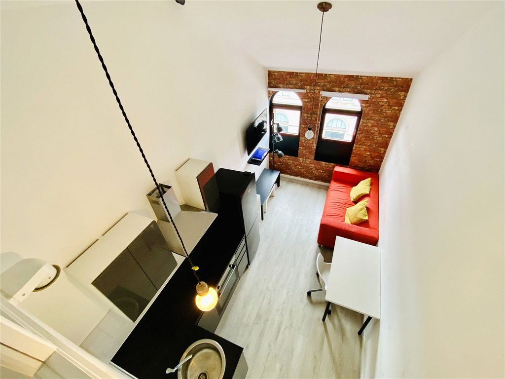 Property photo 1 of 15 1