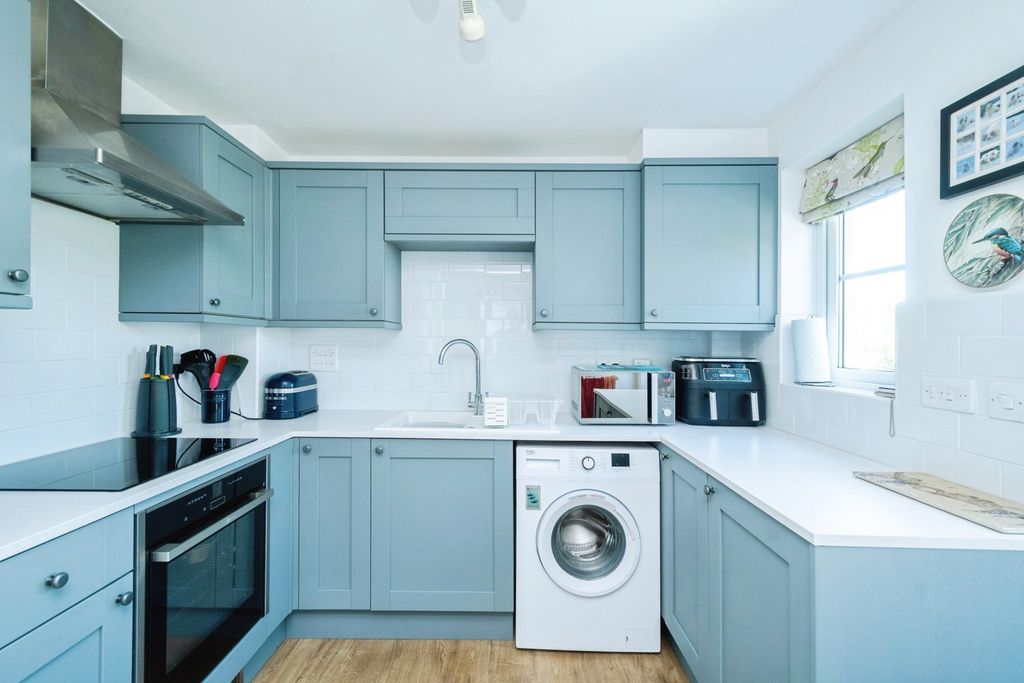 Property photo 2 of 13 Pbox-Img.Jpg