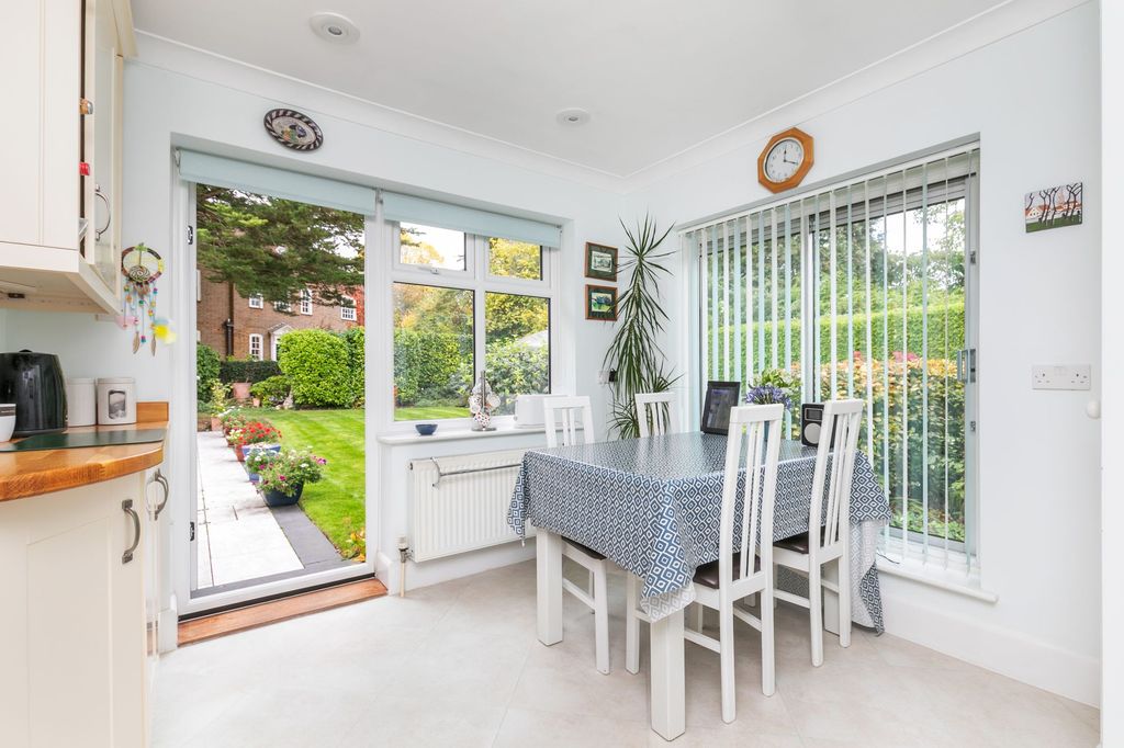 Property photo 3 of 15