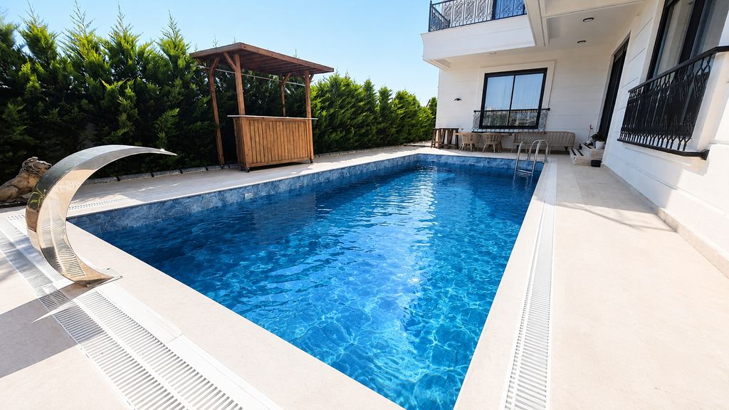 Property photo 1 of 22 Impeccable Villa With A Private Pool &amp; Garden For Sale In Belek, Antalya - Villa With A Private Swimming Pool
